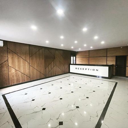 Hotel Mandarin Atyraū 외부 사진